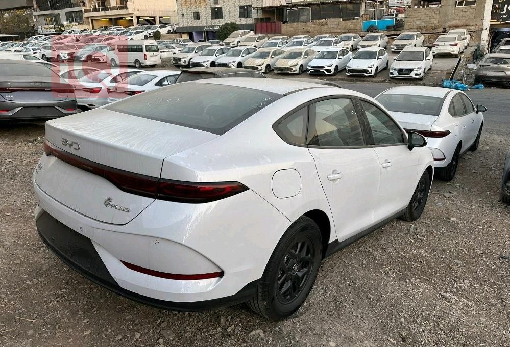 بي واي دي Qin Plus